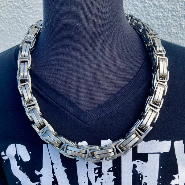 Sanity Jewelry Necklace 26 inches Daytona - Silver - CVO - 1 inch wide