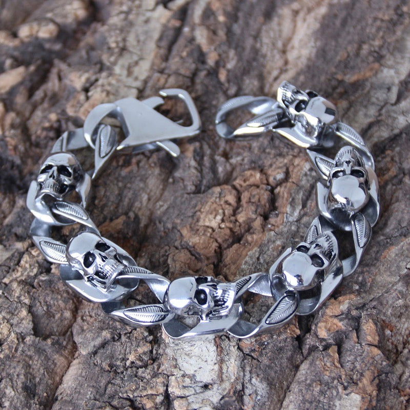 Sanity Jewelry Bracelet Road Warrior - Bracelet - Links Made of Skulls - B79