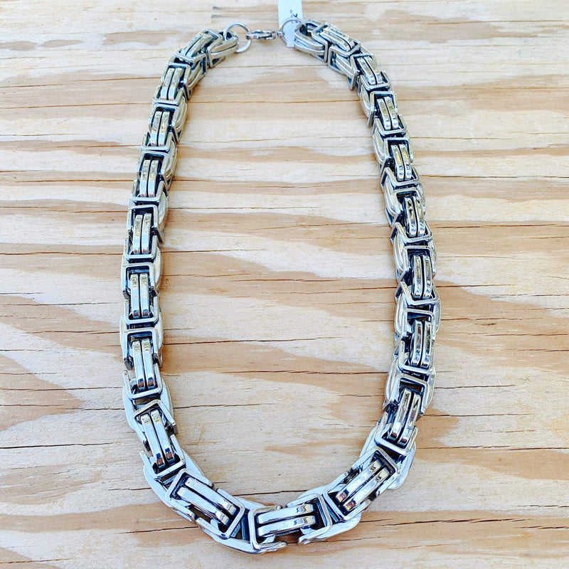 Sanity Jewelry Necklace Daytona - Silver - Heritage - 1/2 inch wide