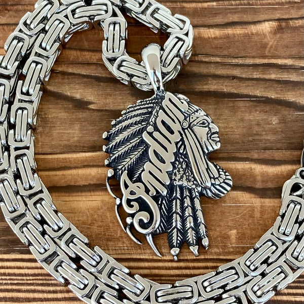 Sanity Jewelry Necklace Indian Pendant Large - Silver - Necklace (695)