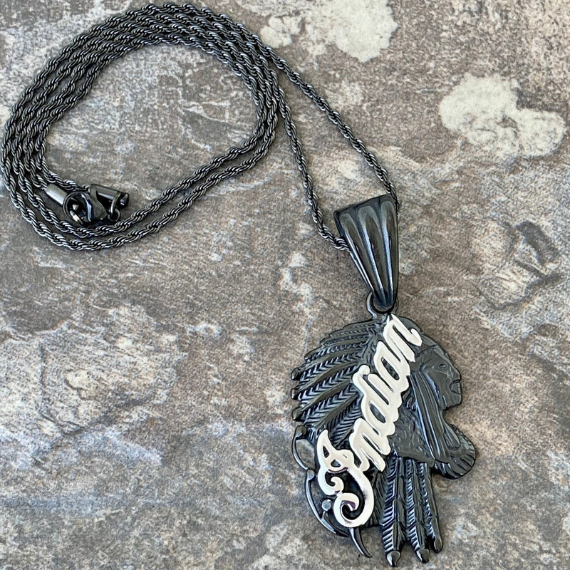 Sanity Steel Necklace Indian Pendant Small - Black & Silver - Necklace (849)