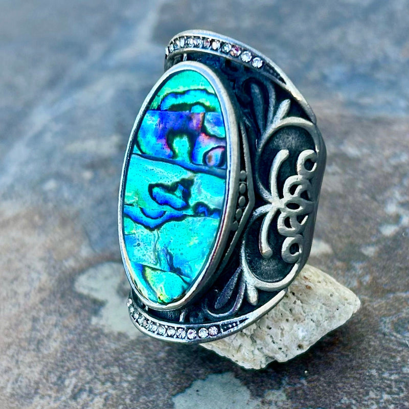 Sanity Steel Skull Ring 5 The Looking Queen - Sea Shell - Silver w/White Stone - R193