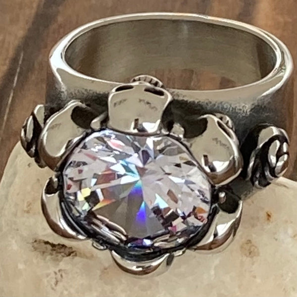 Sanity Steel Skull Ring 6 Skulls W/White Stone- Sizes 6-16 - R225