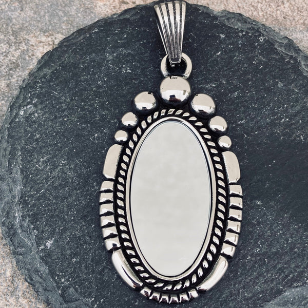 Sanity Jewelry Ladies Necklace Oval - Mirror - The Looking Glass -  Pendant with Classic Chain or Omega - SK2611