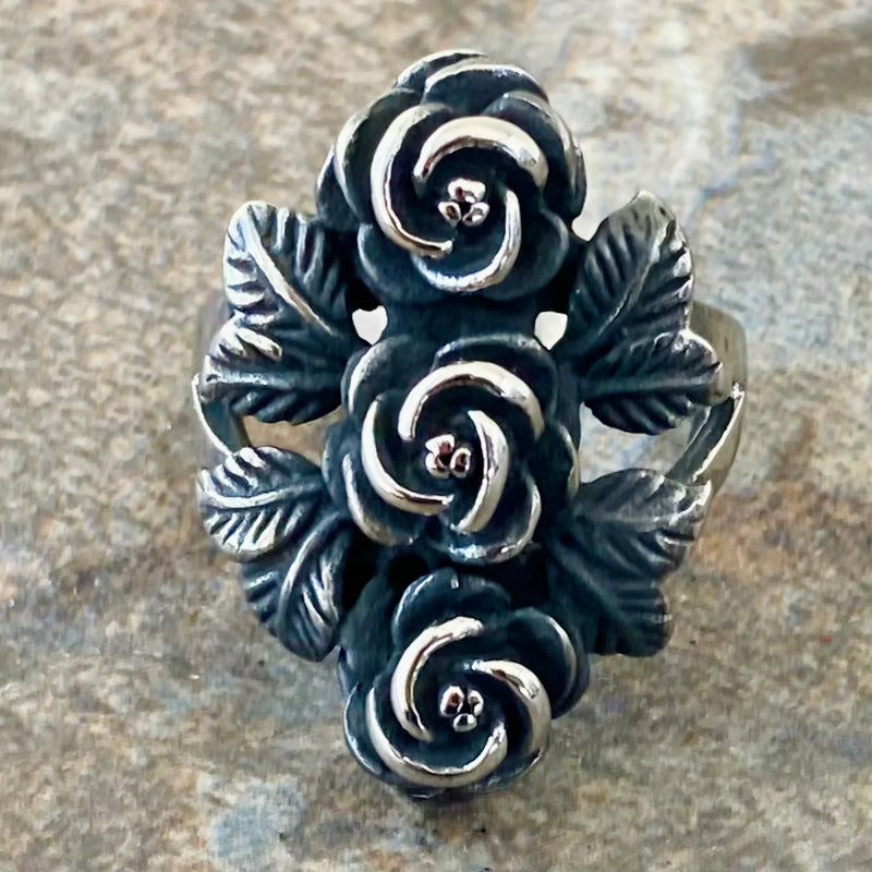 Sanity Jewelry Ring Ladies Ring - Morgan's Roses - Sizes 5-12 - R52