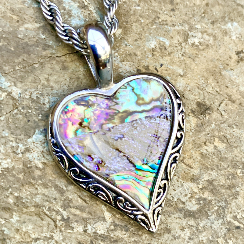 Sanity Jewelry Sea Shell - Heart Pendant & Chain SK2554