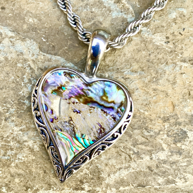 Sanity Jewelry Sea Shell - Heart Pendant & Chain SK2554
