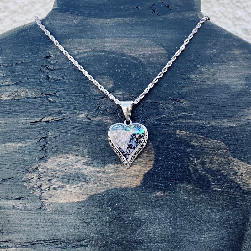 Sanity Jewelry Sea Shell - Mini Heart Pendant & Chain SK2554M