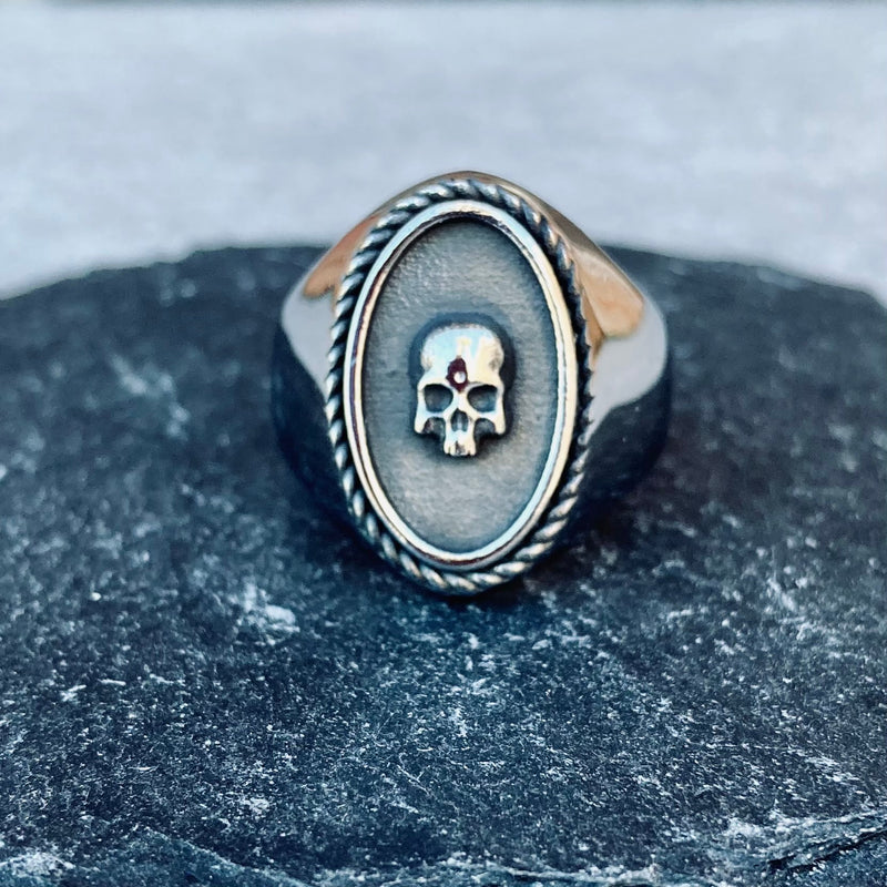 Sanity Jewelry Skull Ring Skull Portrait Ring - Mona Lisa - Sizes 5-11 - R150